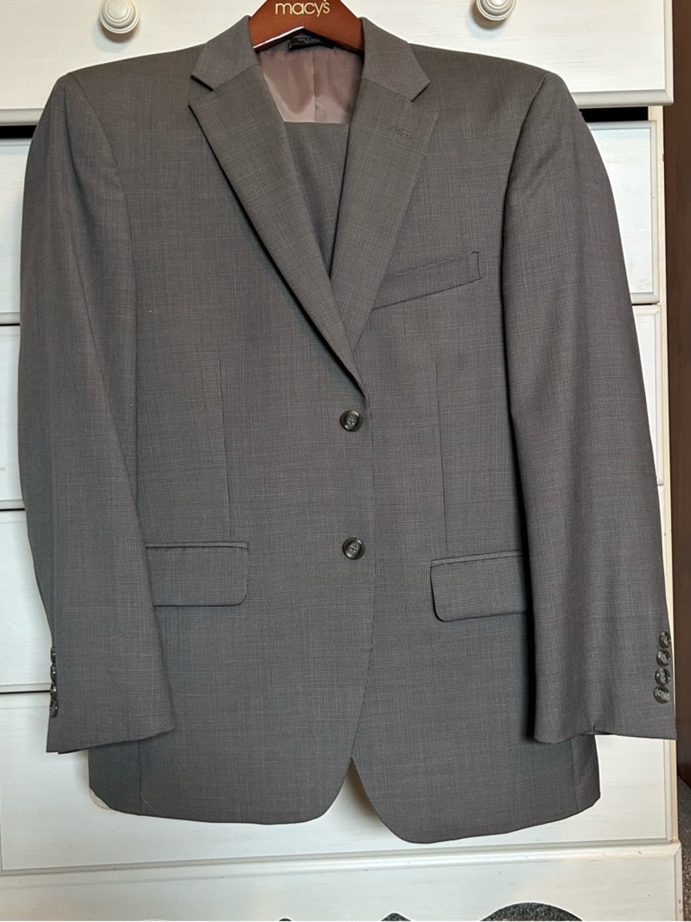 Jones New York Men's Gray Two-Button Wool Blend Suit